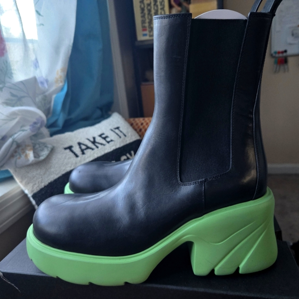 BOTTEGA VENETA brown/ mint green leather boots sz 41